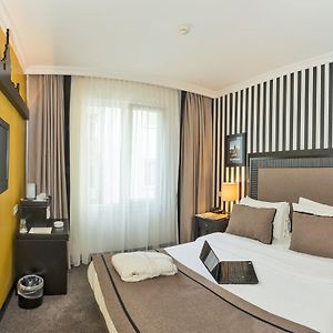 Grand Deluxe Double Room